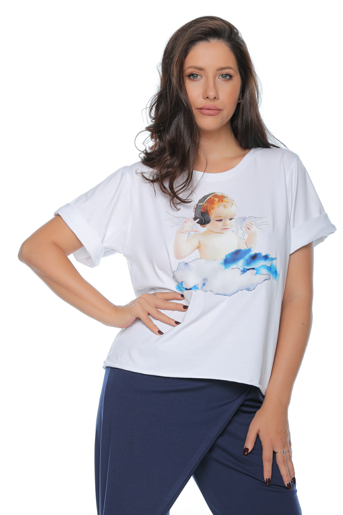 TRICOU CU INGER ASCULTAND MUZICA